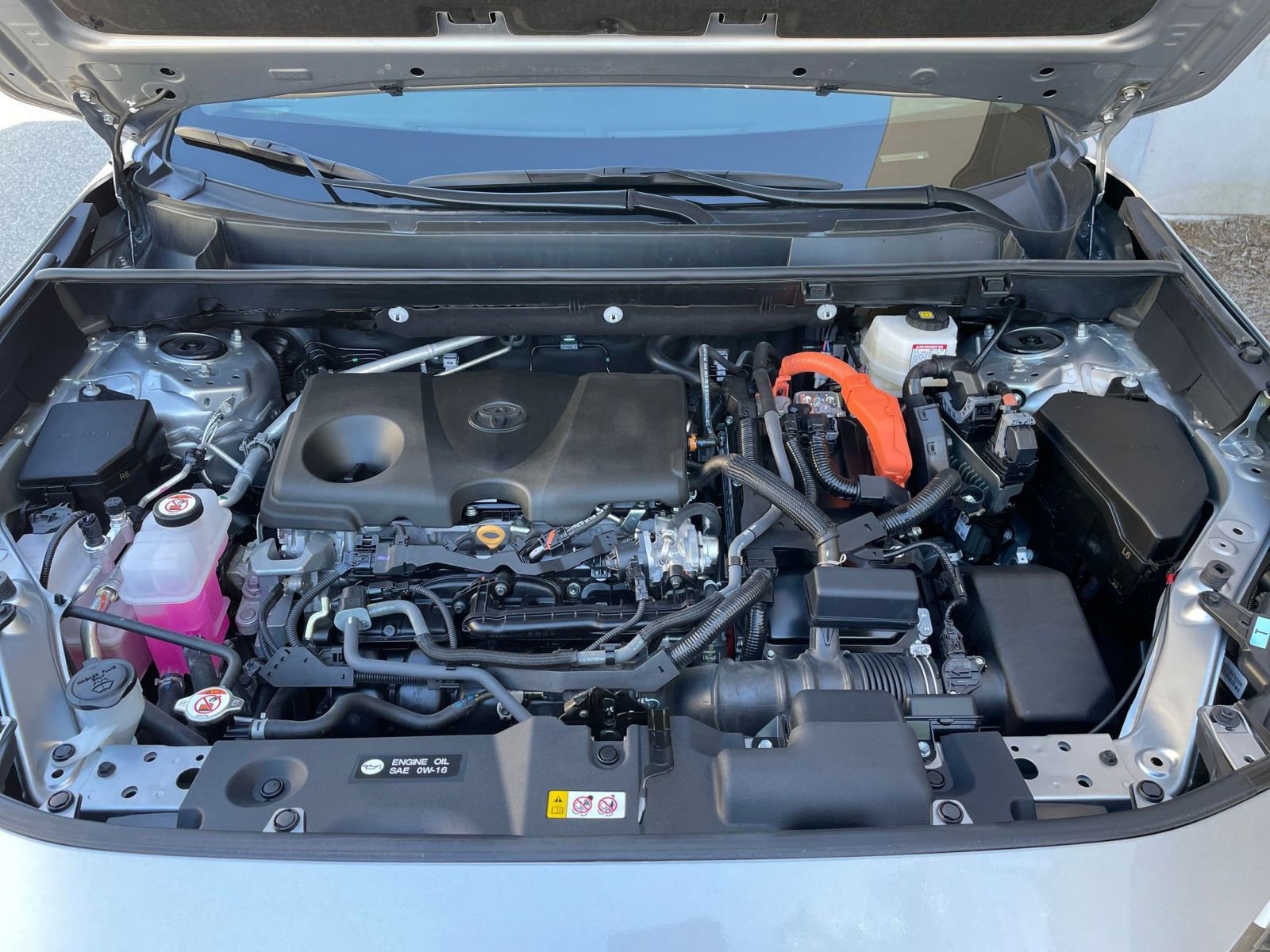 Thumbnail: 2025 Toyota RAV4 - 32