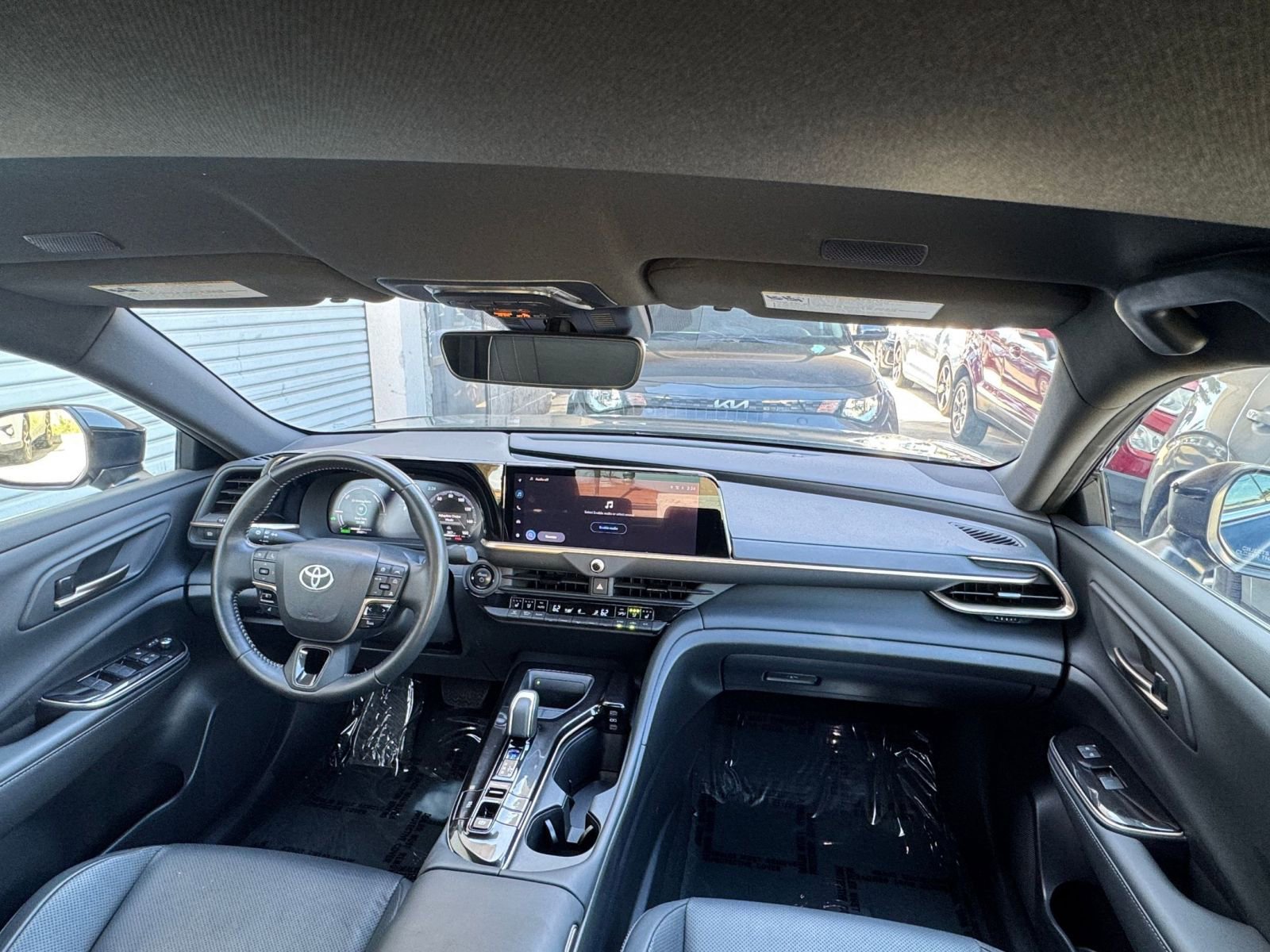 Thumbnail: 2025 Toyota Crown - 33