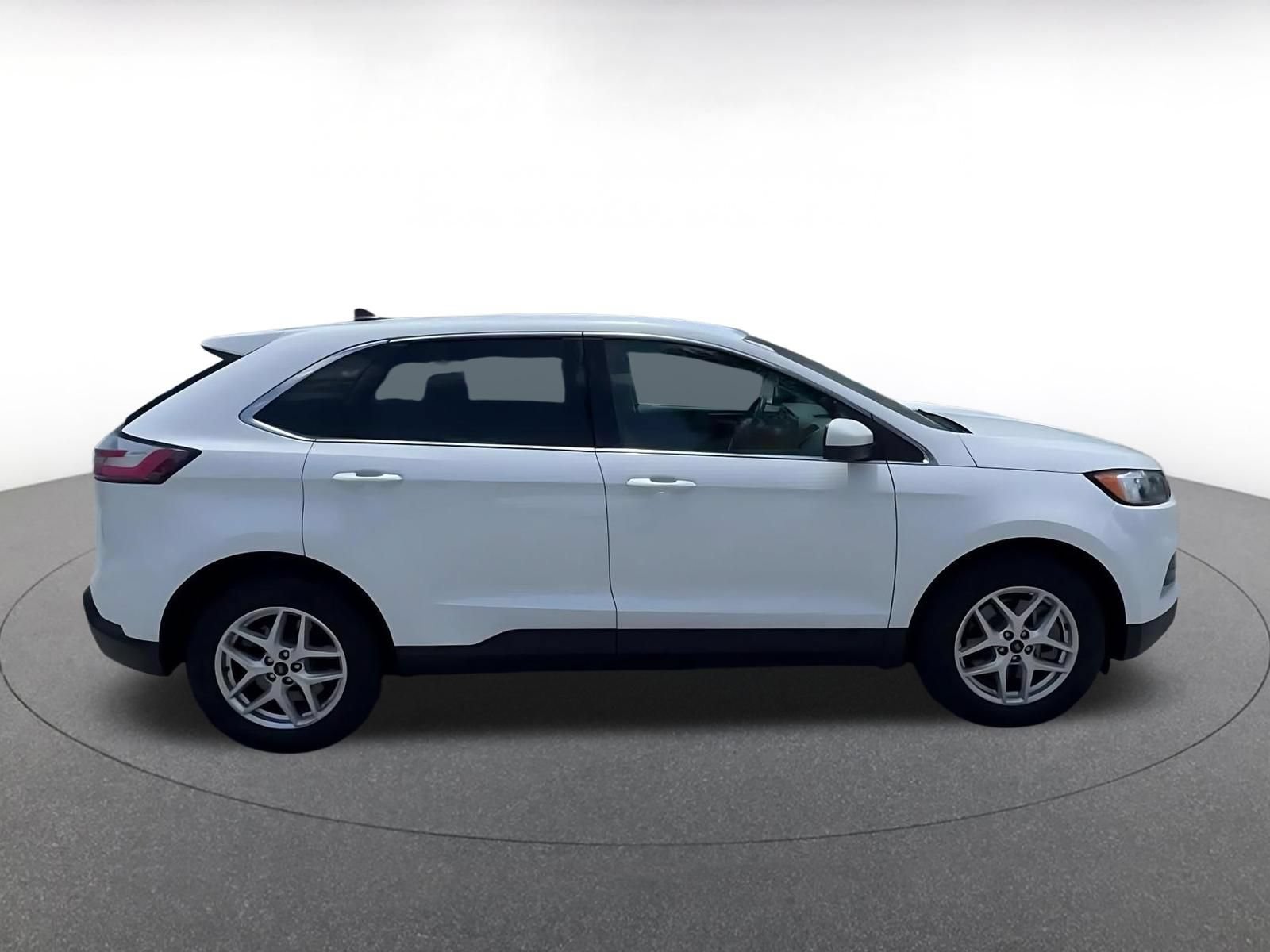 Thumbnail: 2024 Ford Edge - 16