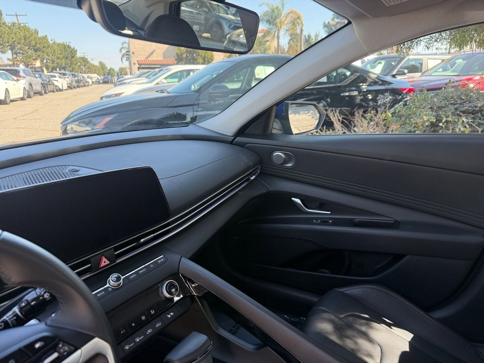 Thumbnail: 2025 Hyundai Elantra - 34