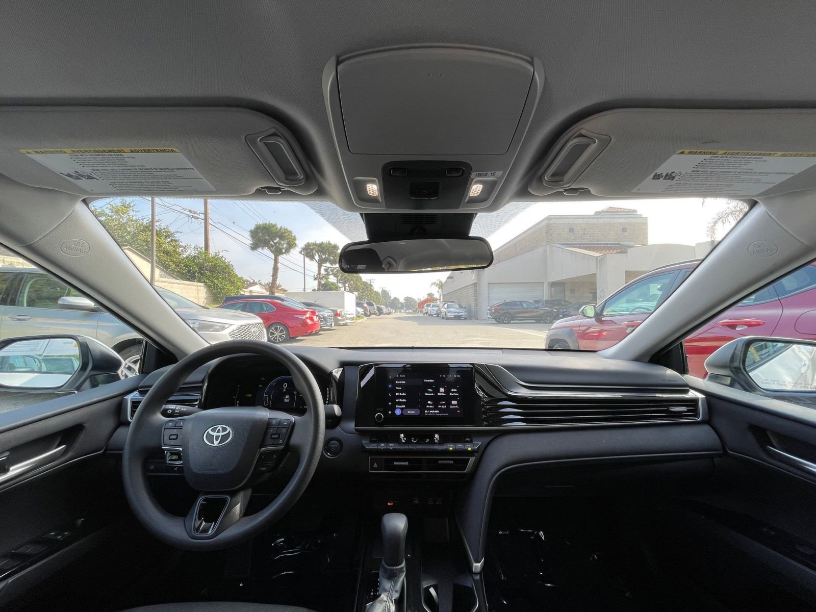 Thumbnail: 2025 Toyota Camry - 33