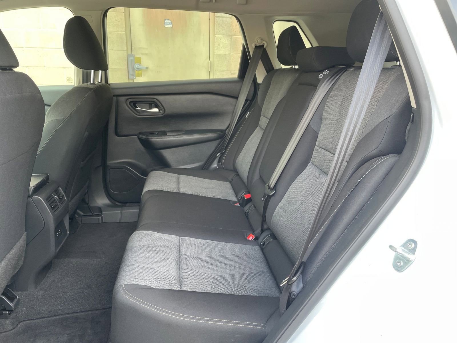 Thumbnail: 2025 Nissan Rogue - 25