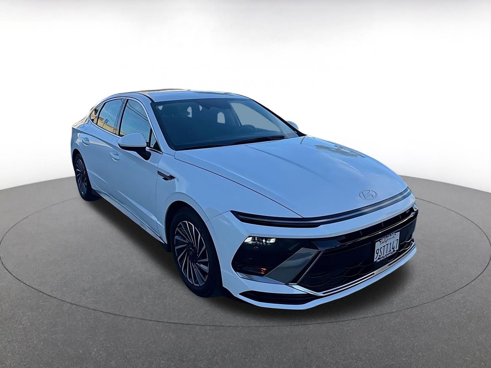 Thumbnail: 2025 Hyundai Sonata - 1