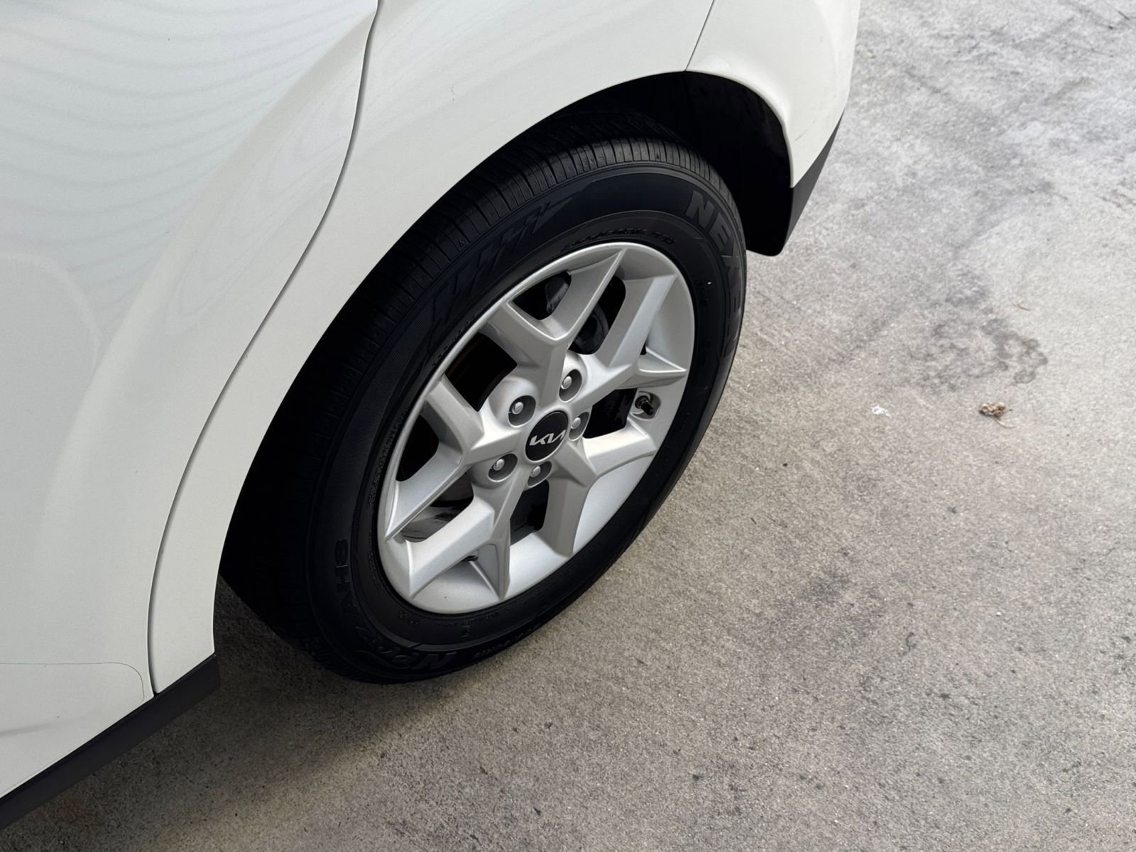 Thumbnail: 2025 Kia Soul - 28