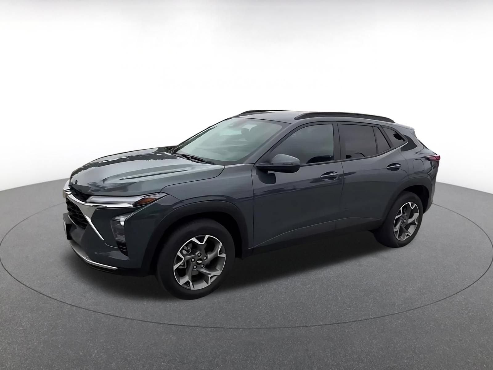 Thumbnail: 2025 Chevrolet Trax - 6