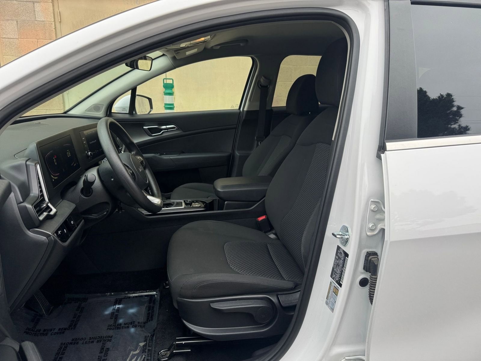 Thumbnail: 2025 Kia Sportage - 25