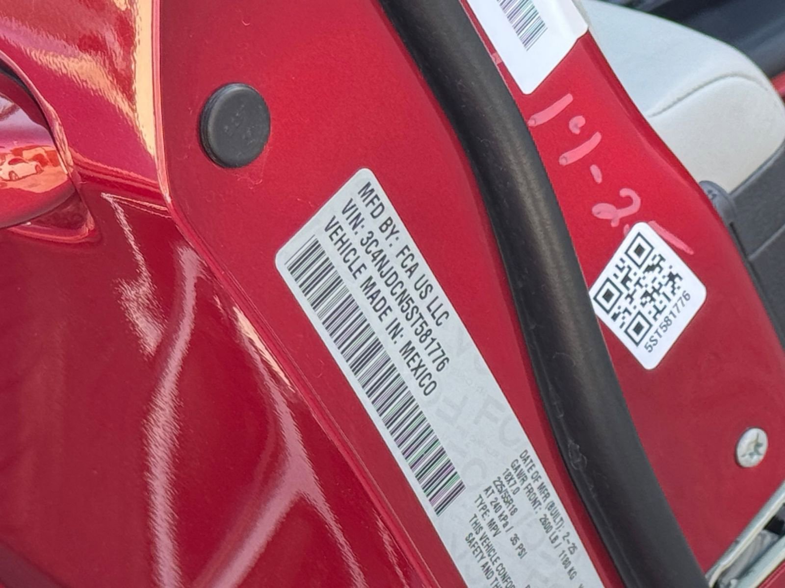 Thumbnail: 2025 Jeep Compass - 30