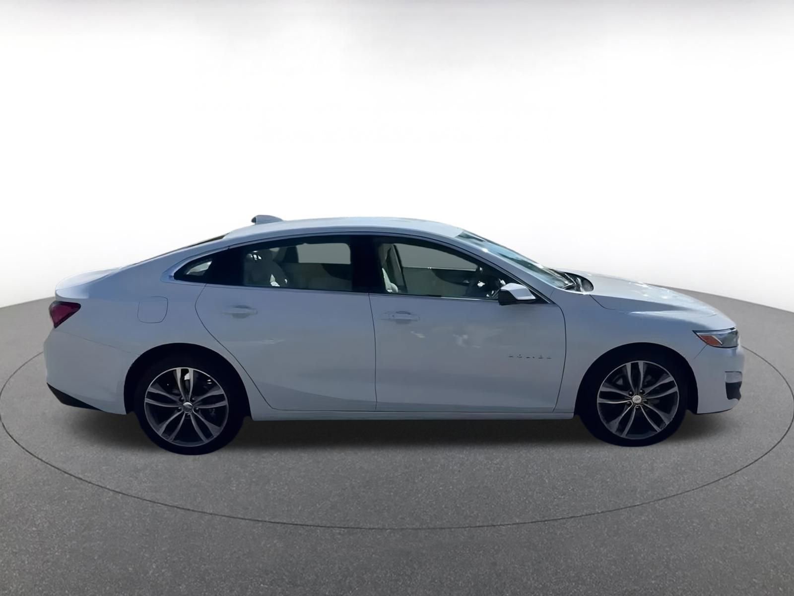 Thumbnail: 2024 Chevrolet Malibu - 16