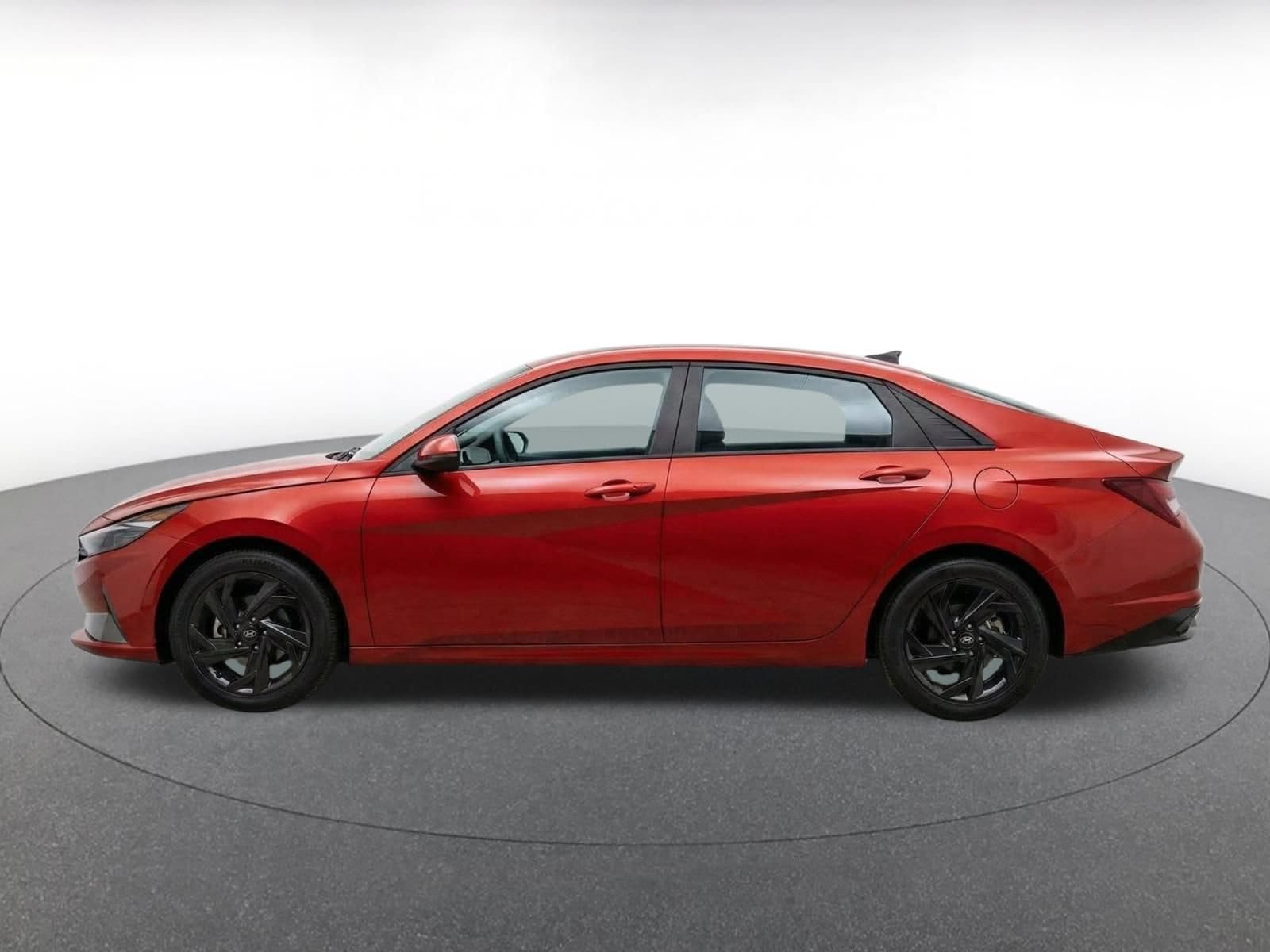Thumbnail: 2026 Hyundai Elantra - 4