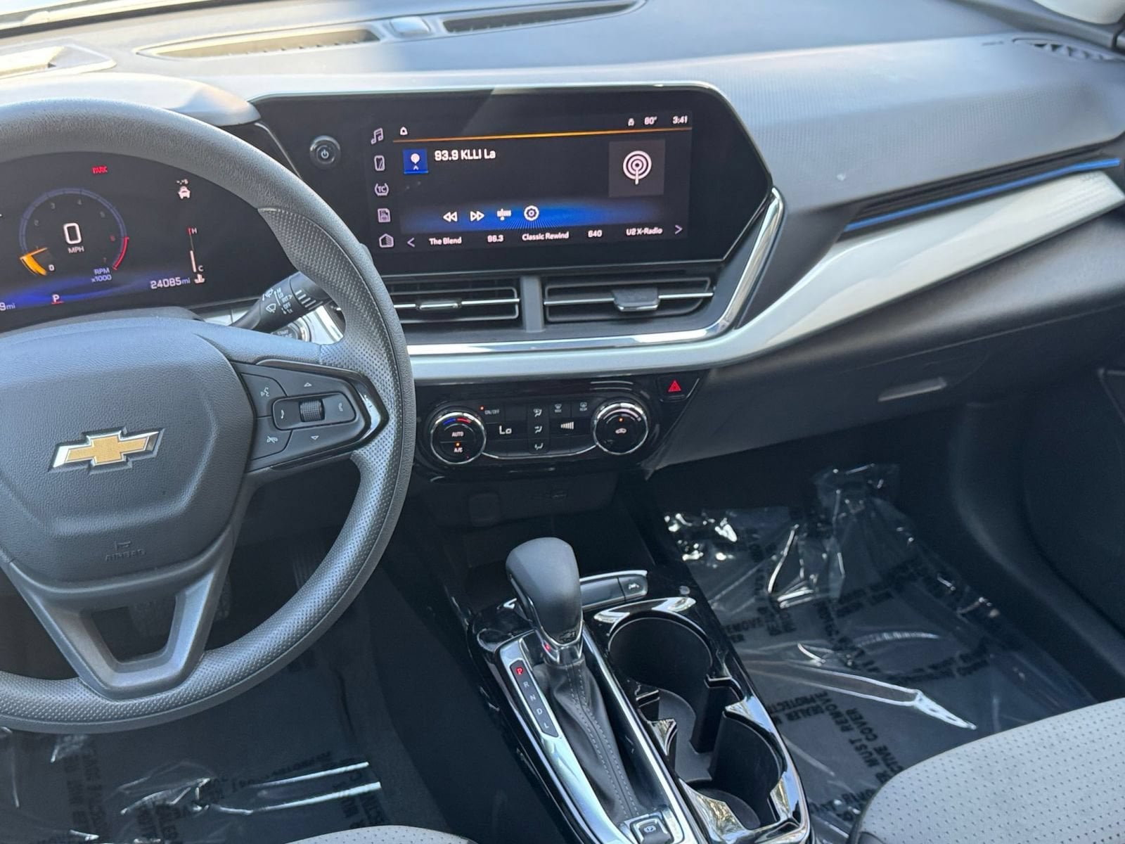 Thumbnail: 2025 Chevrolet Trax - 19