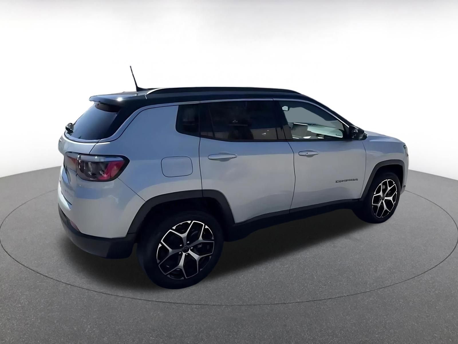 Thumbnail: 2025 Jeep Compass - 15
