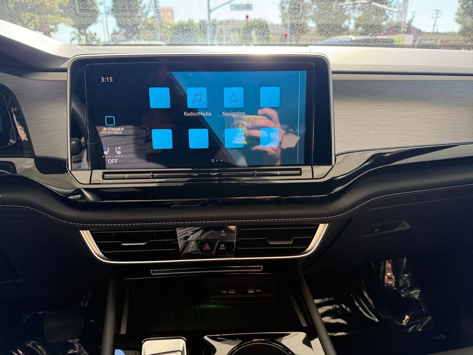 Thumbnail: 2025 Volkswagen Atlas - 18