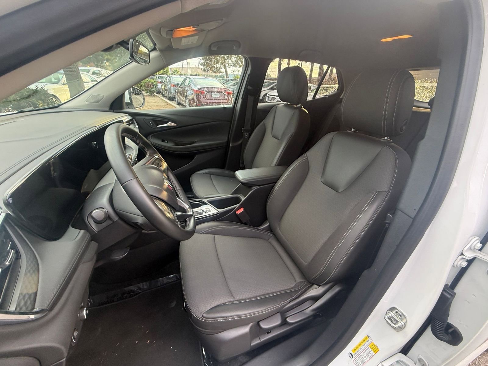 Thumbnail: 2025 Buick Encore GX - 32