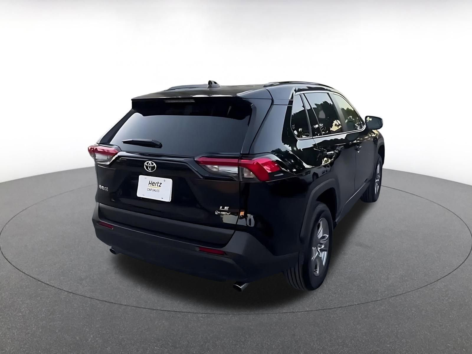 Thumbnail: 2025 Toyota RAV4 - 14