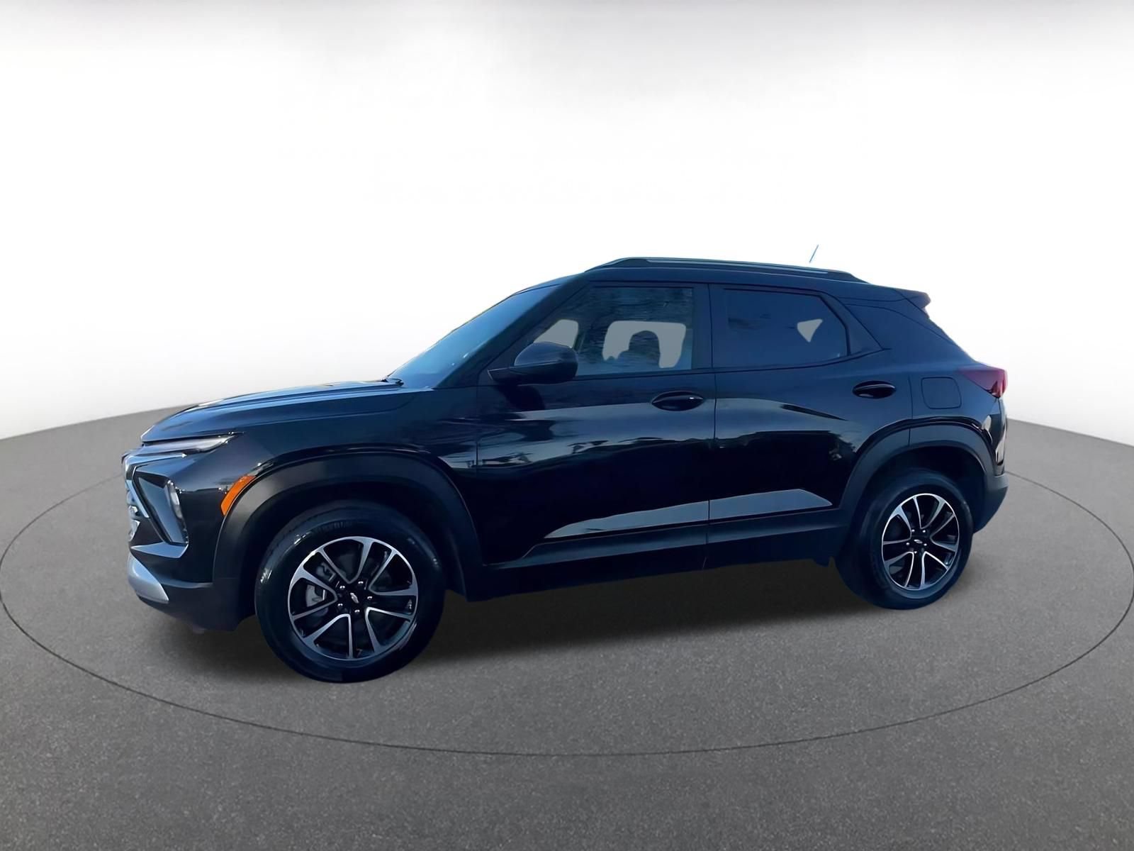 Thumbnail: 2025 Chevrolet TrailBlazer - 6