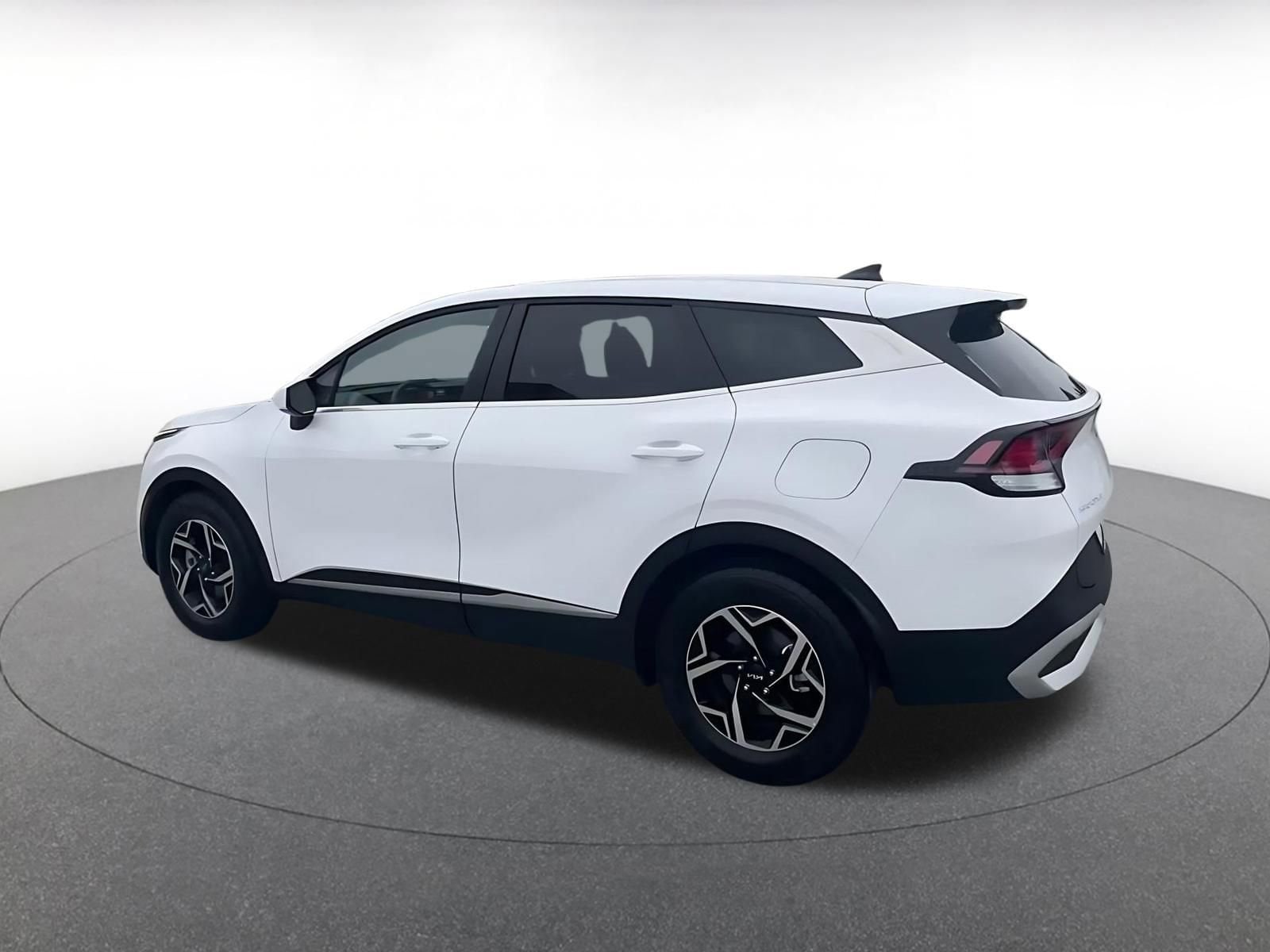 Thumbnail: 2025 Kia Sportage - 10