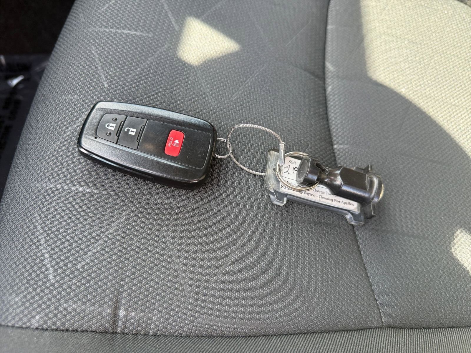 Thumbnail: 2025 Toyota RAV4 - 20