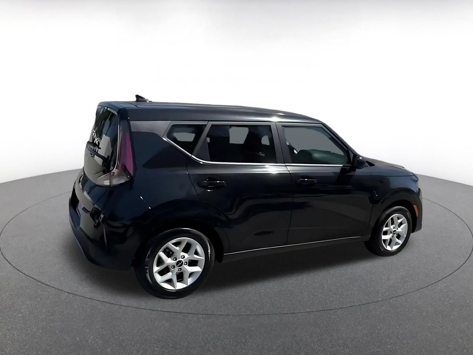 Thumbnail: 2025 Kia Soul - 12