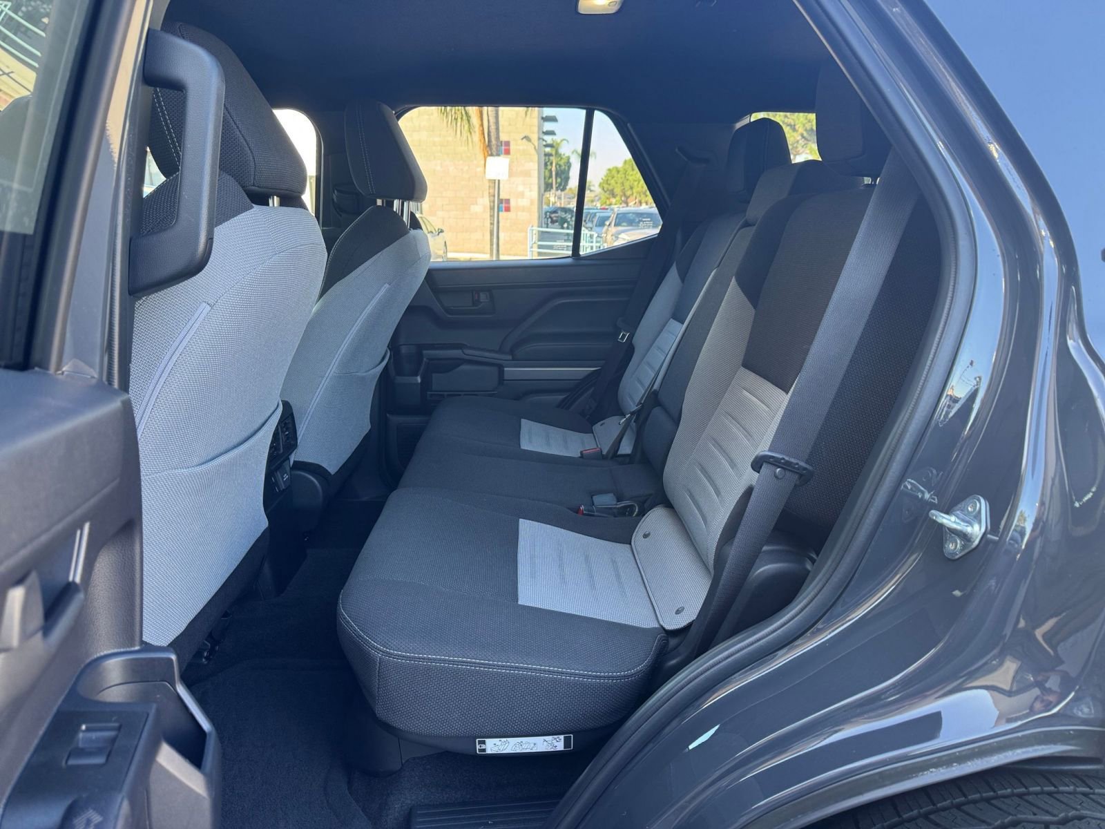 Thumbnail: 2025 Toyota 4Runner - 25