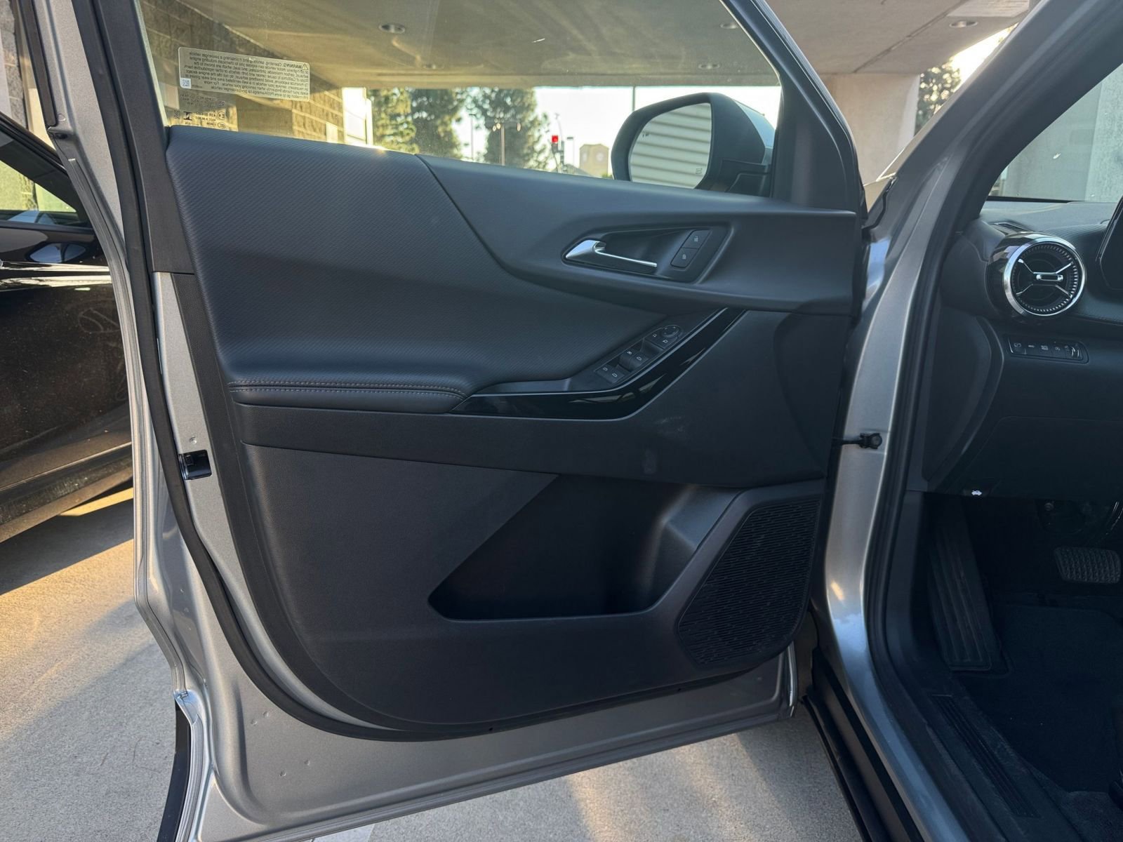 Thumbnail: 2025 Chevrolet Equinox - 20