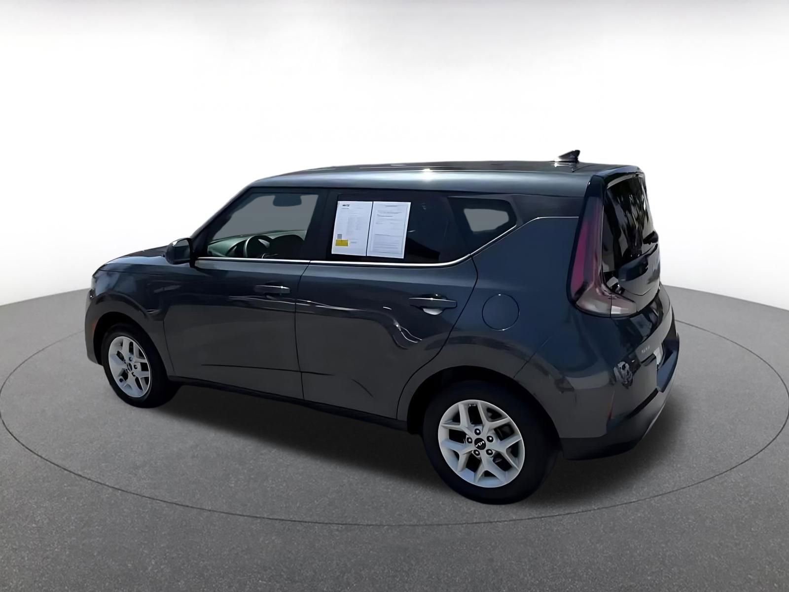 Thumbnail: 2025 Kia Soul - 10