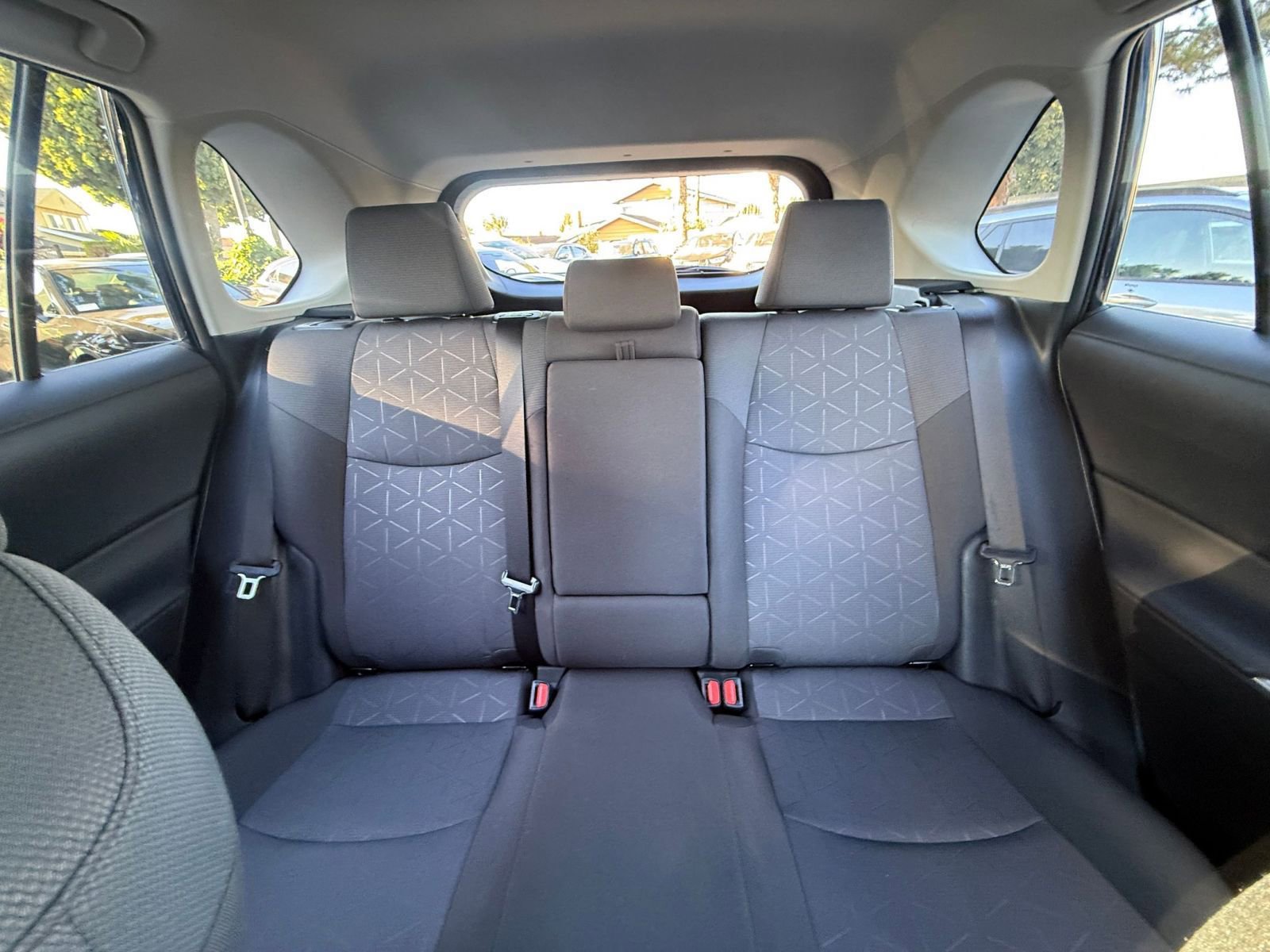 Thumbnail: 2025 Toyota RAV4 - 35