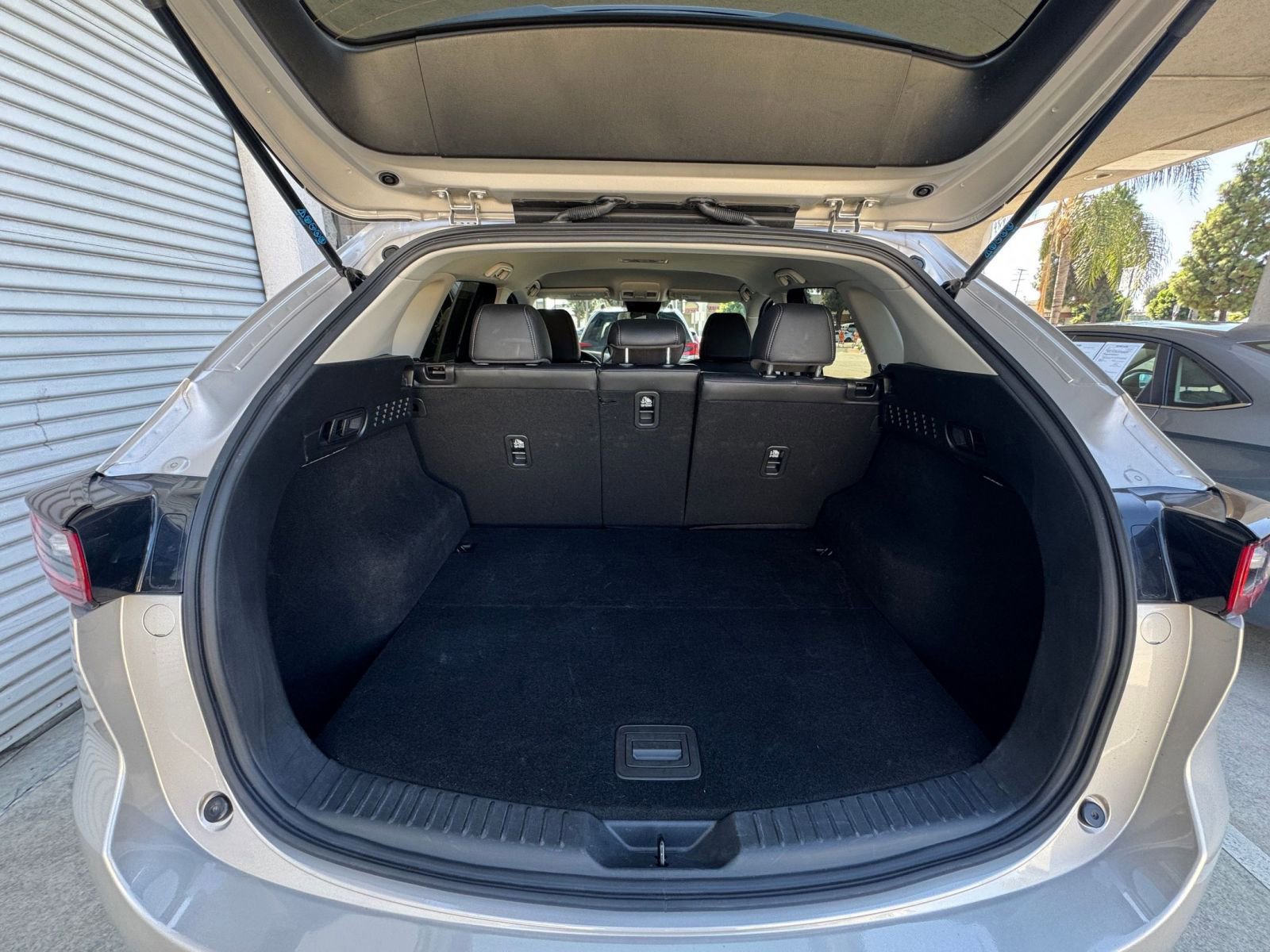 Thumbnail: 2025 Mazda CX-5 - 31