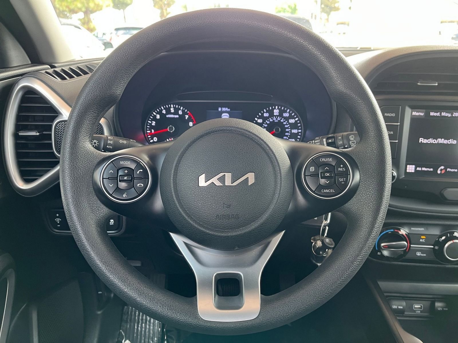 Thumbnail: 2022 Kia Soul - 28