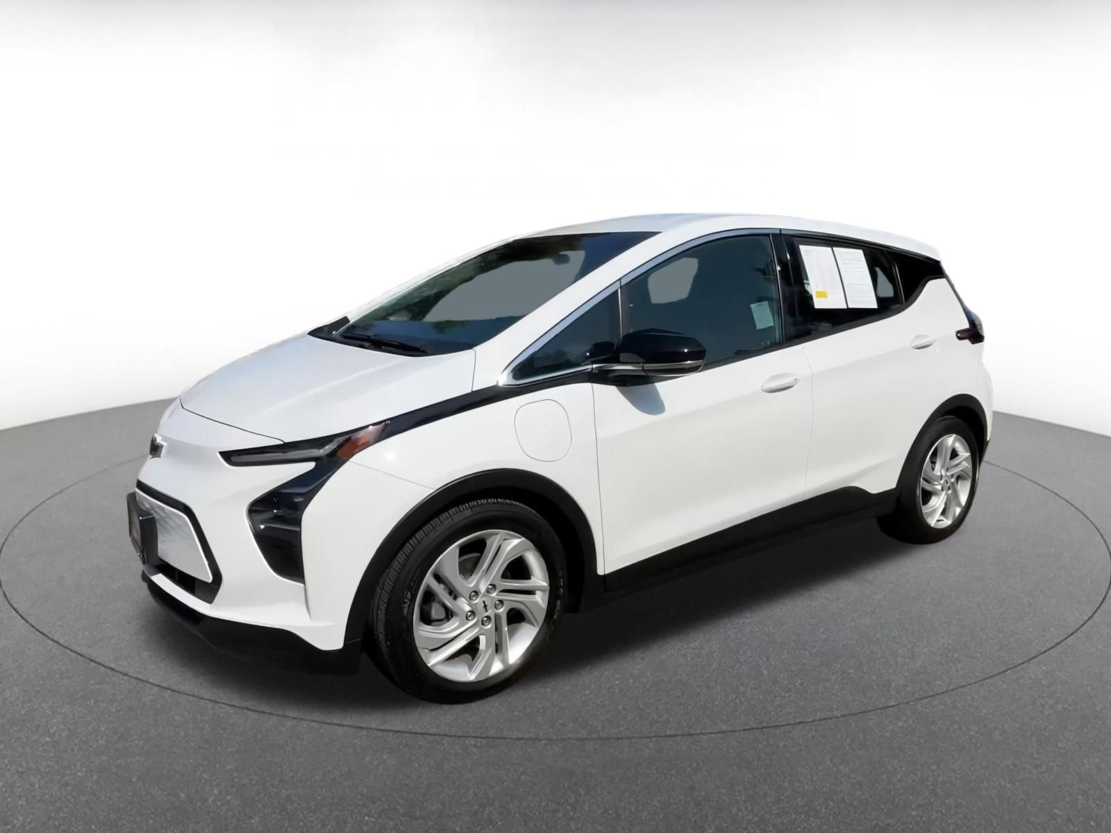 Thumbnail: 2023 Chevrolet Bolt EV - 8