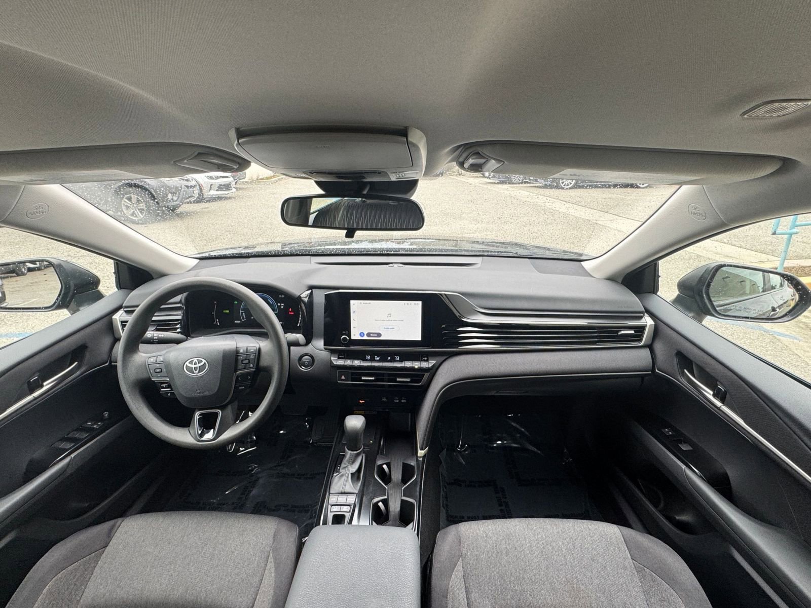 Thumbnail: 2025 Toyota Camry - 32