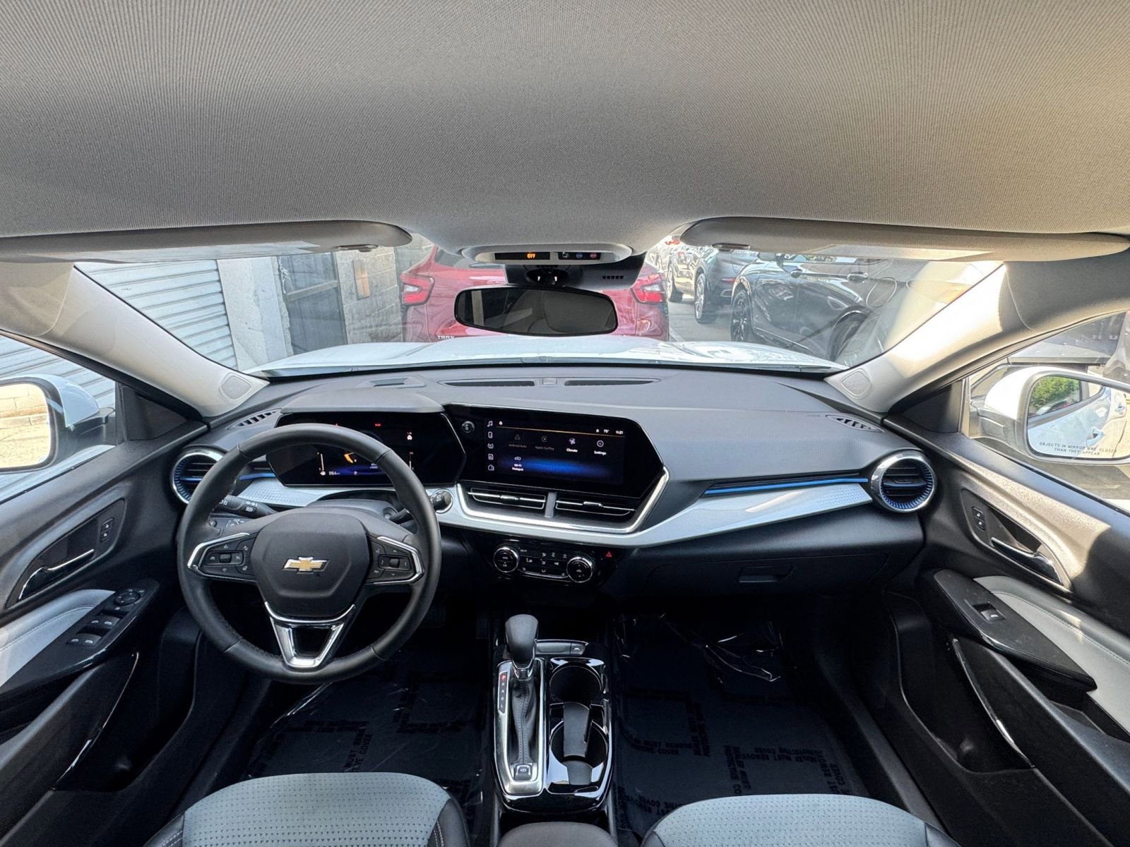 Thumbnail: 2025 Chevrolet Trax - 33