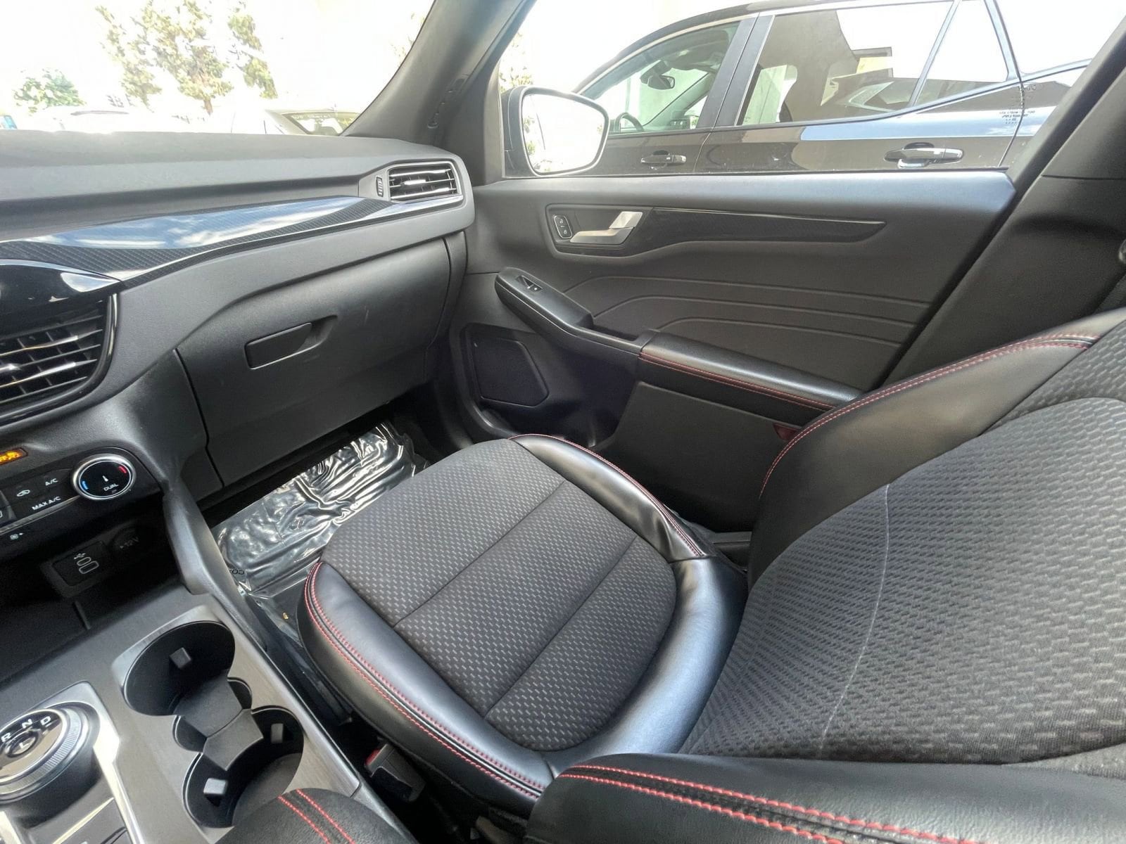 Thumbnail: 2024 Ford Escape - 35