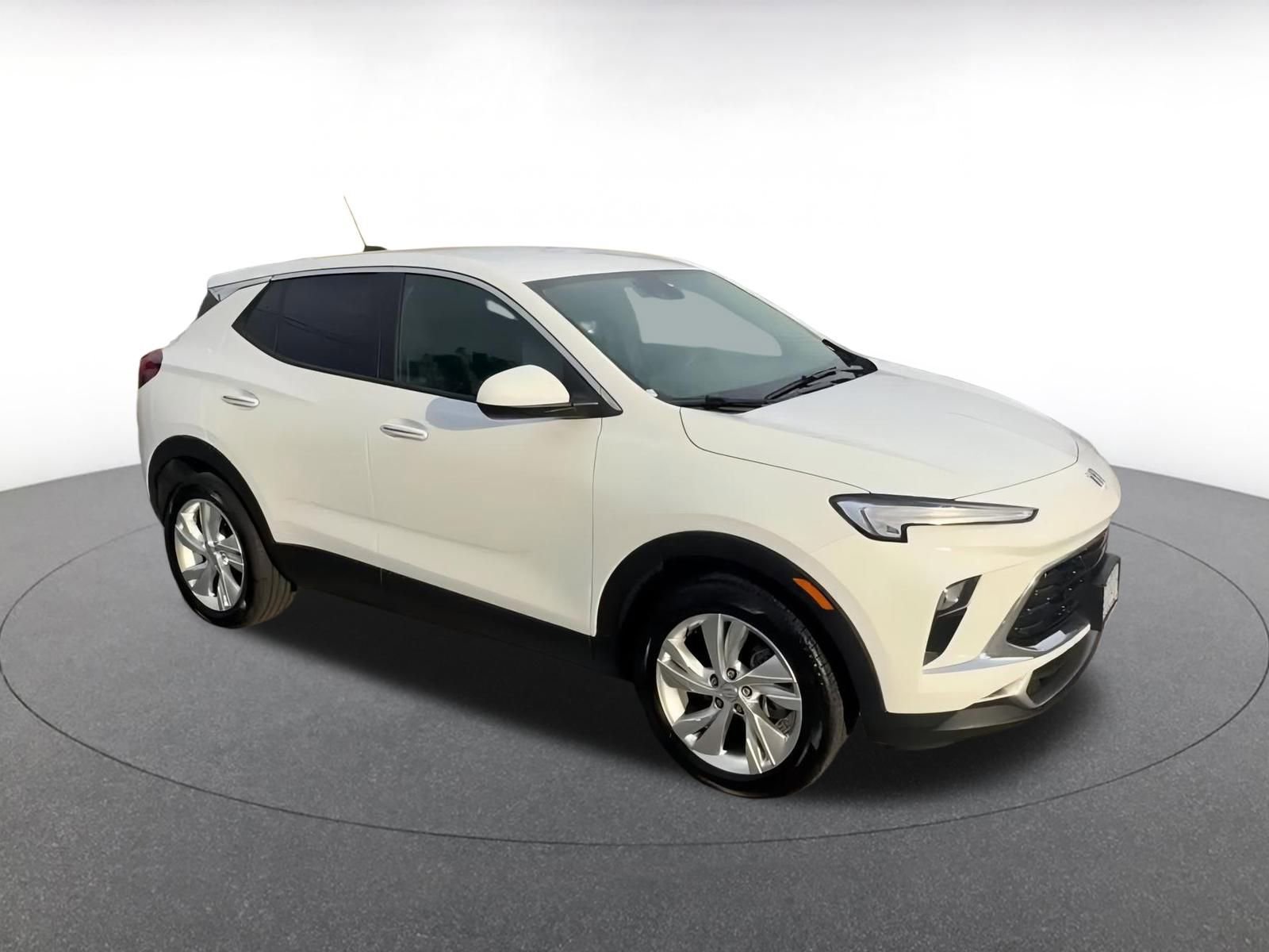 Thumbnail: 2025 Buick Encore GX - 2