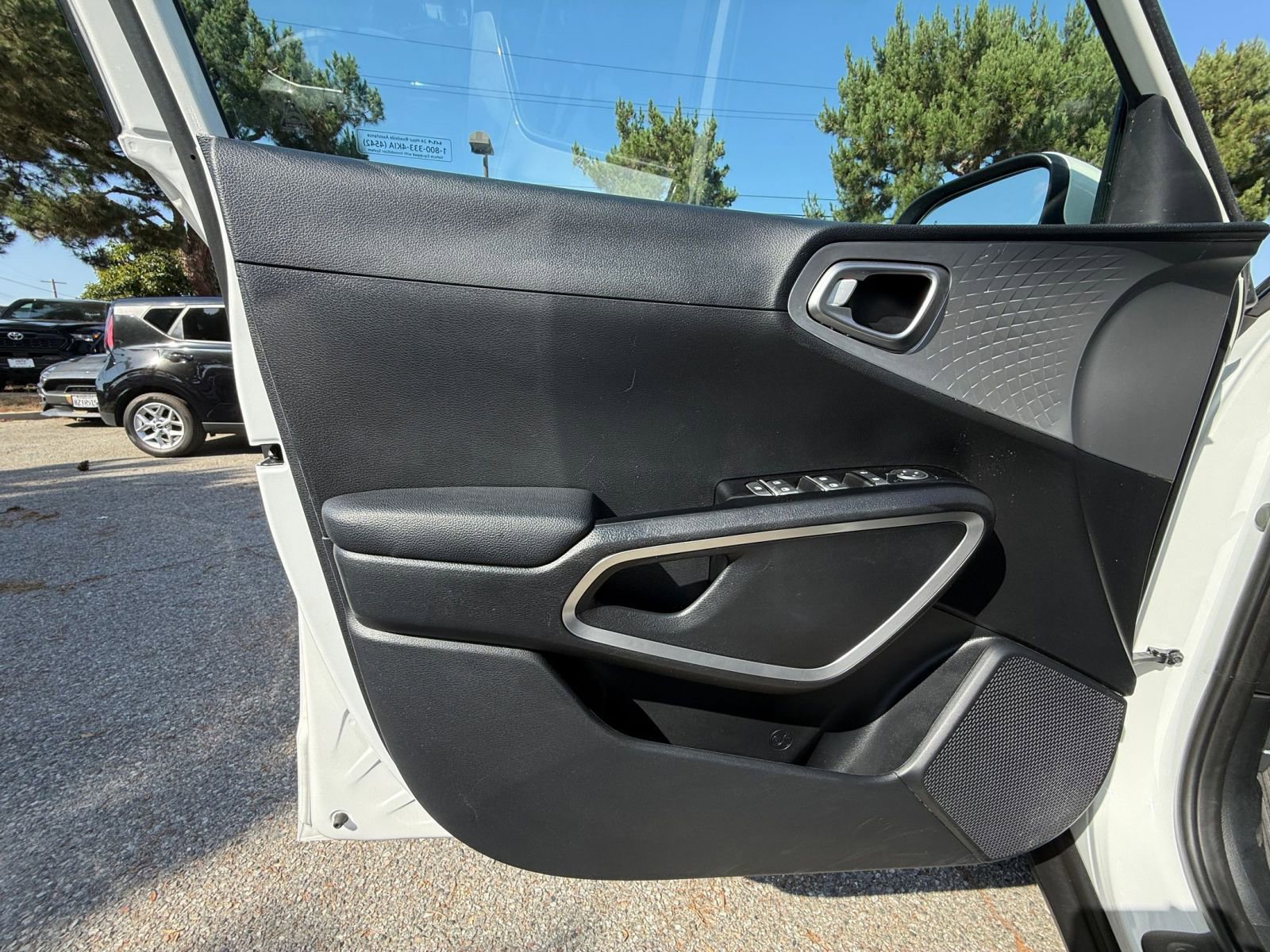 Thumbnail: 2025 Kia Soul - 18
