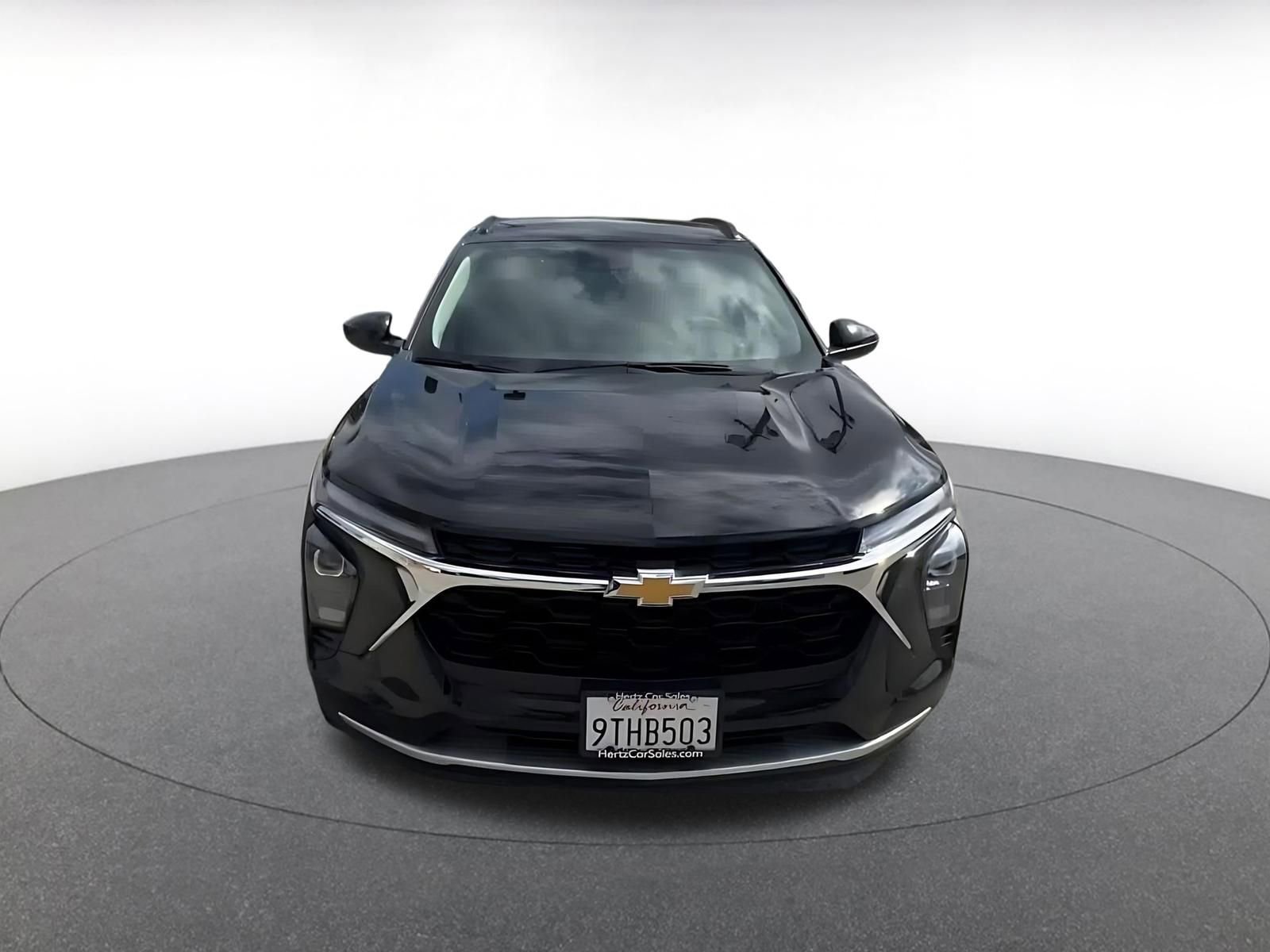 Thumbnail: 2025 Chevrolet Trax - 4