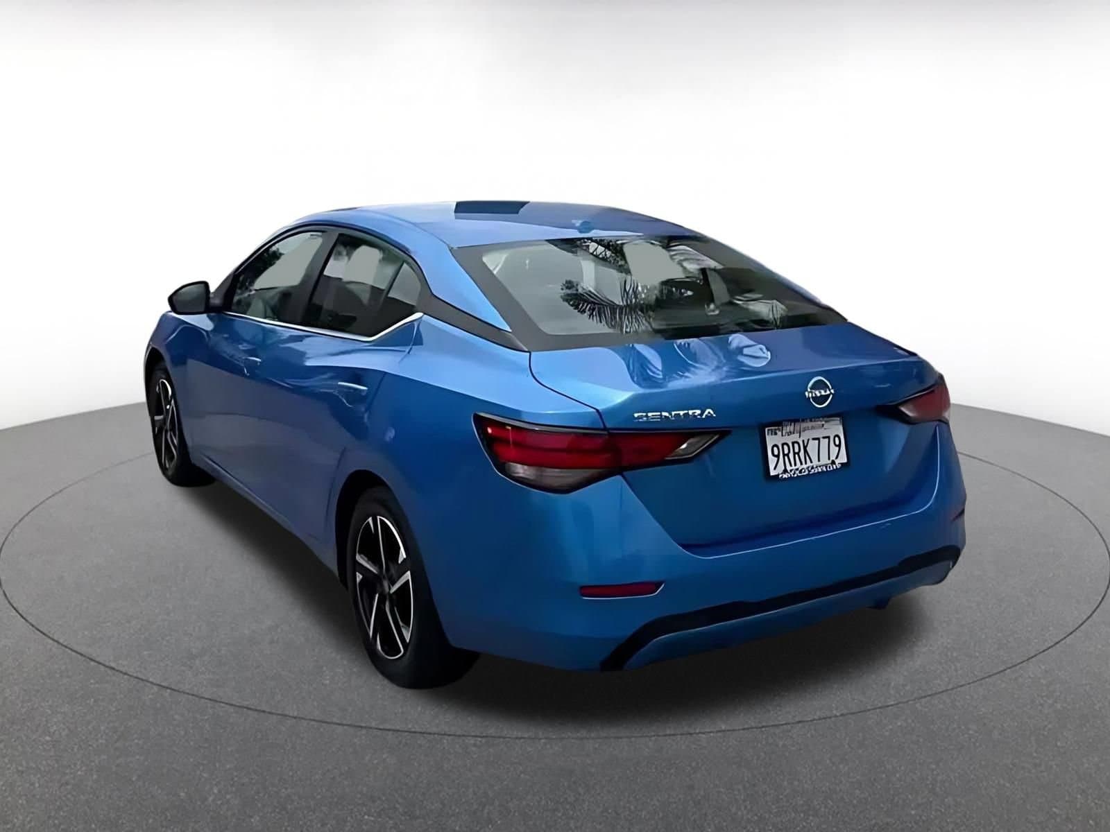 Thumbnail: 2025 Nissan Sentra - 4
