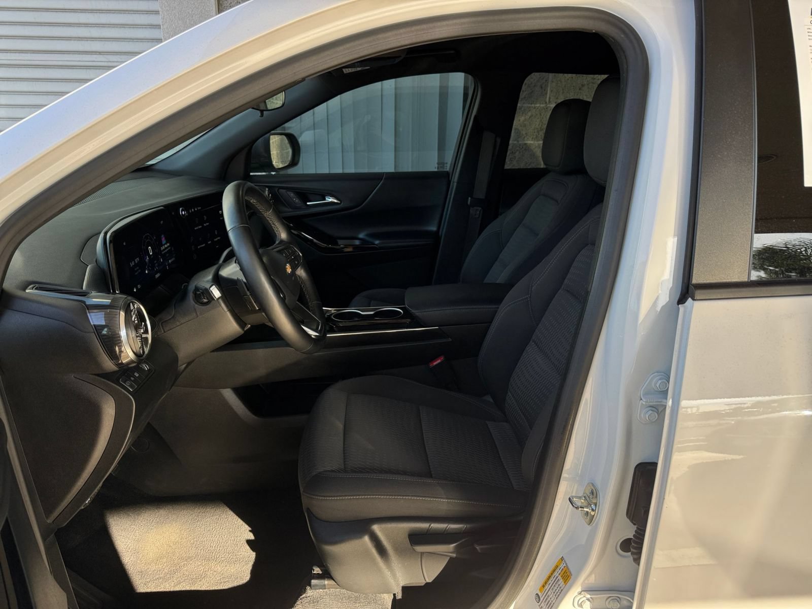 Thumbnail: 2025 Chevrolet Equinox - 27