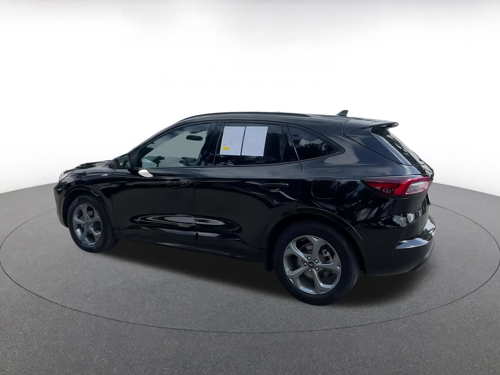 Thumbnail: 2024 Ford Escape - 10