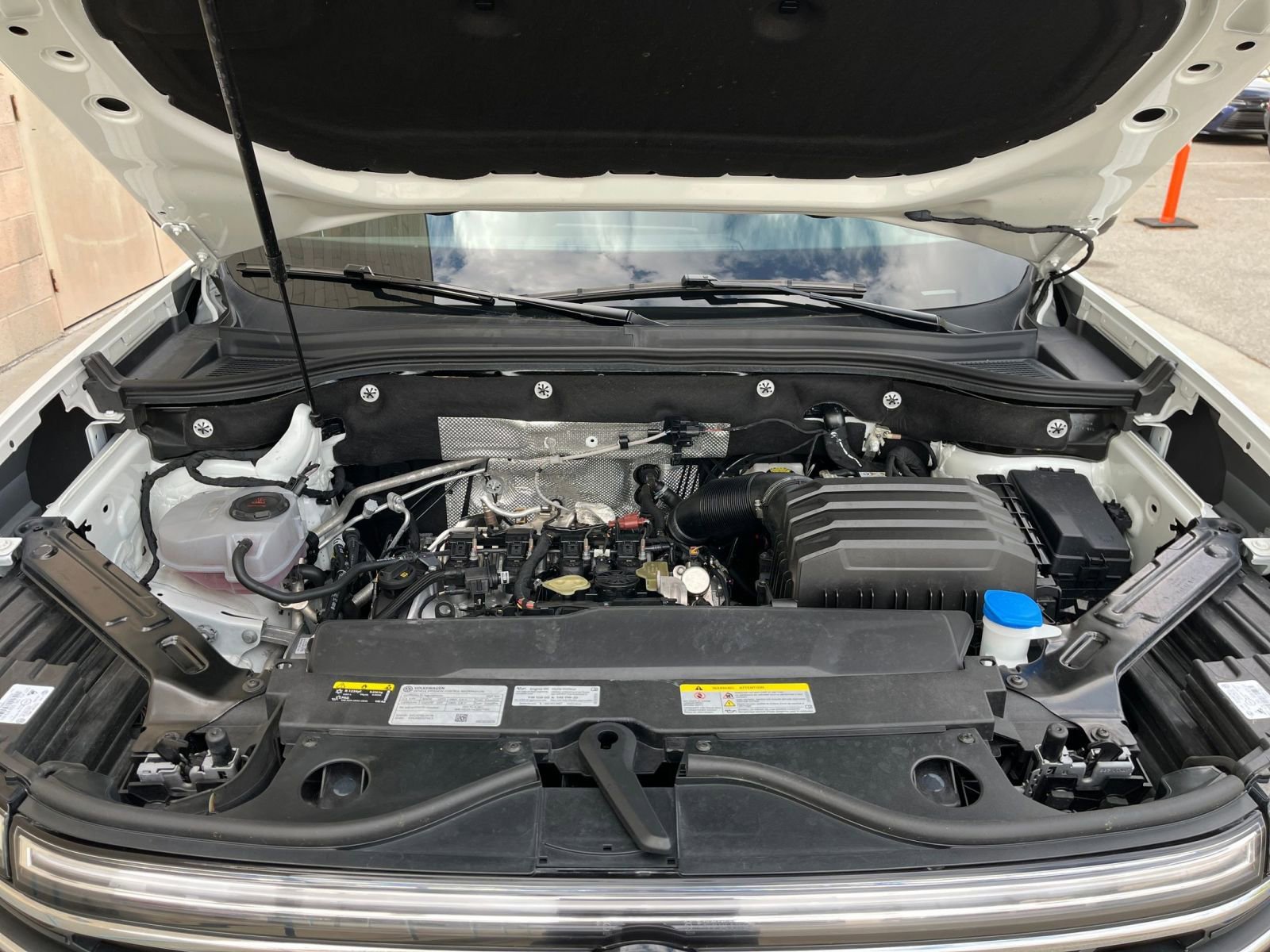 Thumbnail: 2025 Volkswagen Atlas - 33