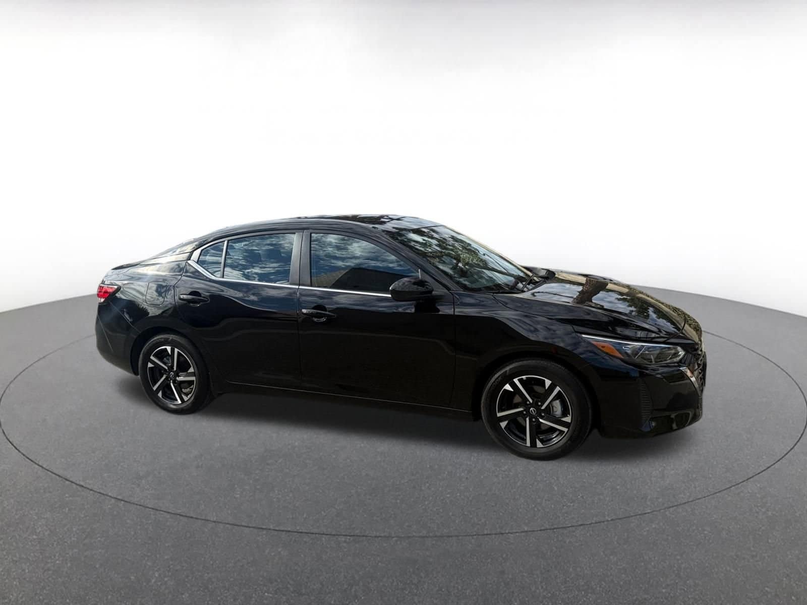 Thumbnail: 2025 Nissan Sentra - 1