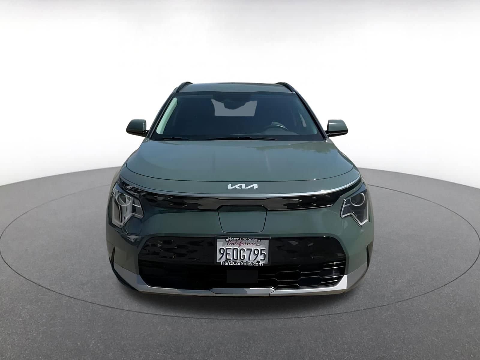 Thumbnail: 2023 Kia Niro - 5