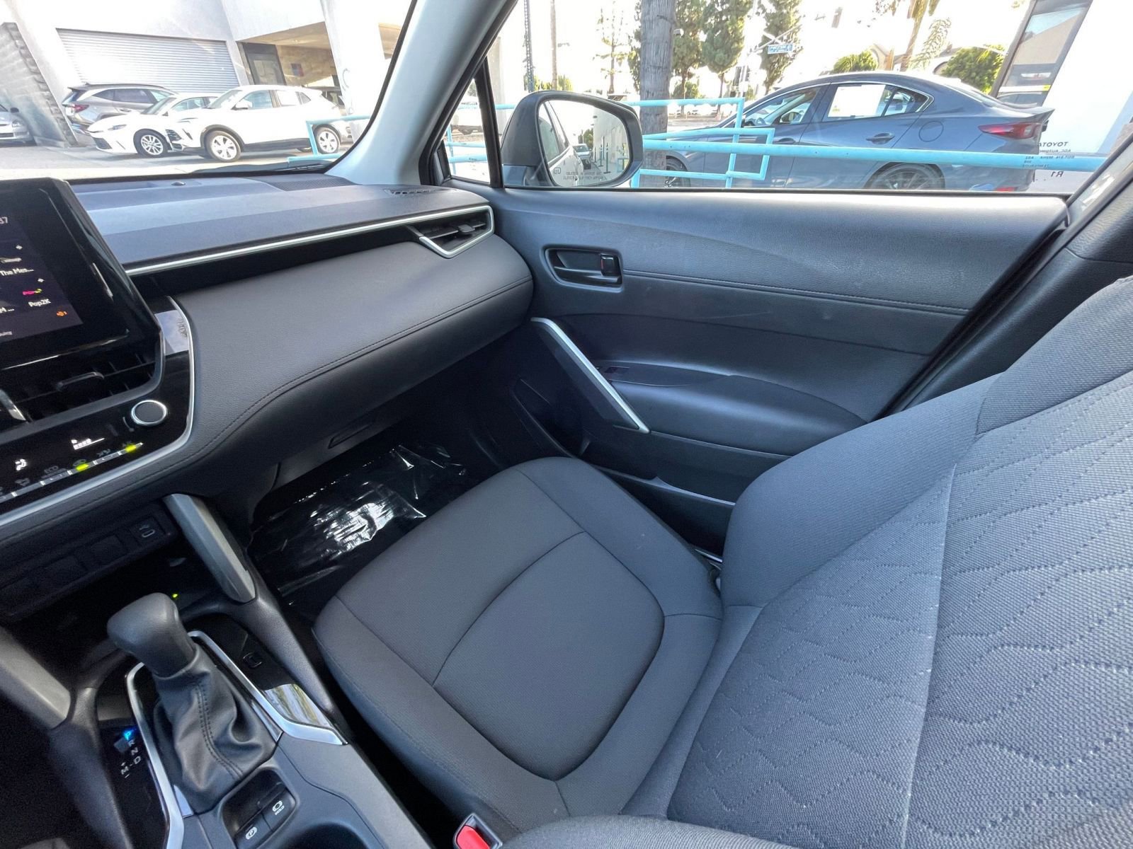 Thumbnail: 2025 Toyota Corolla Cross - 35