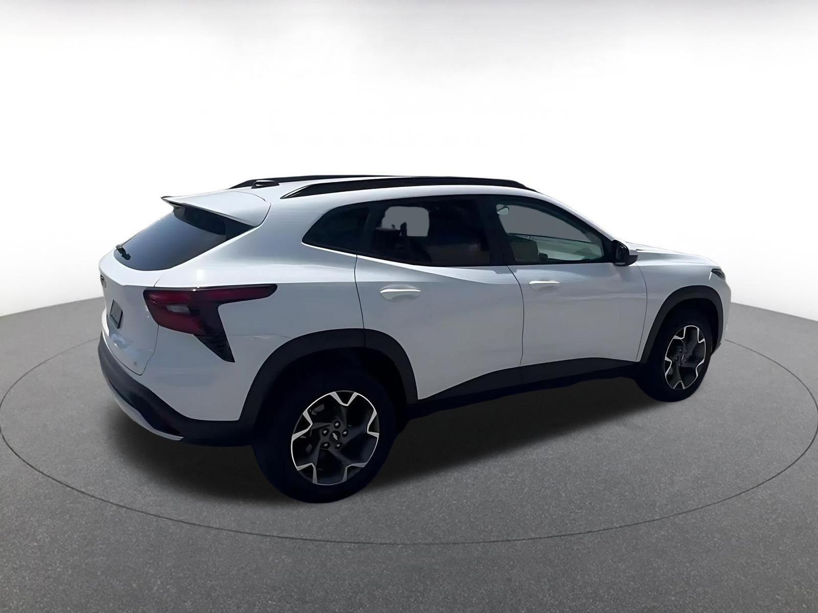 Thumbnail: 2025 Chevrolet Trax - 15