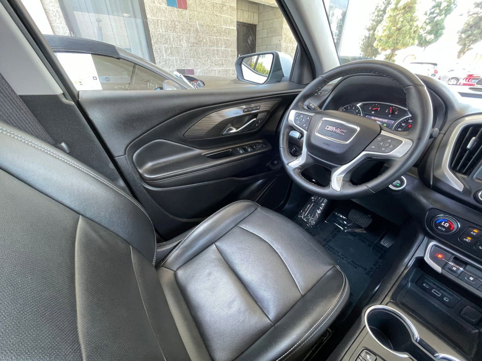 Thumbnail: 2023 GMC Terrain - 34