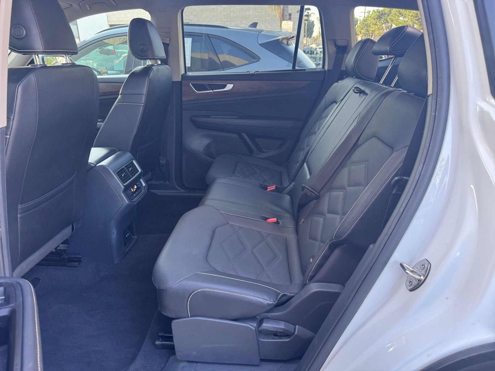 Thumbnail: 2025 Volkswagen Atlas - 25