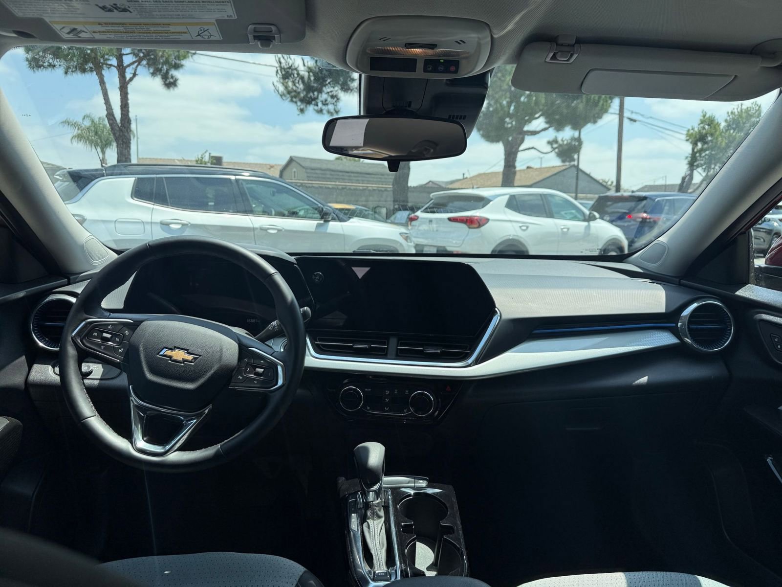 Thumbnail: 2025 Chevrolet Trax - 30