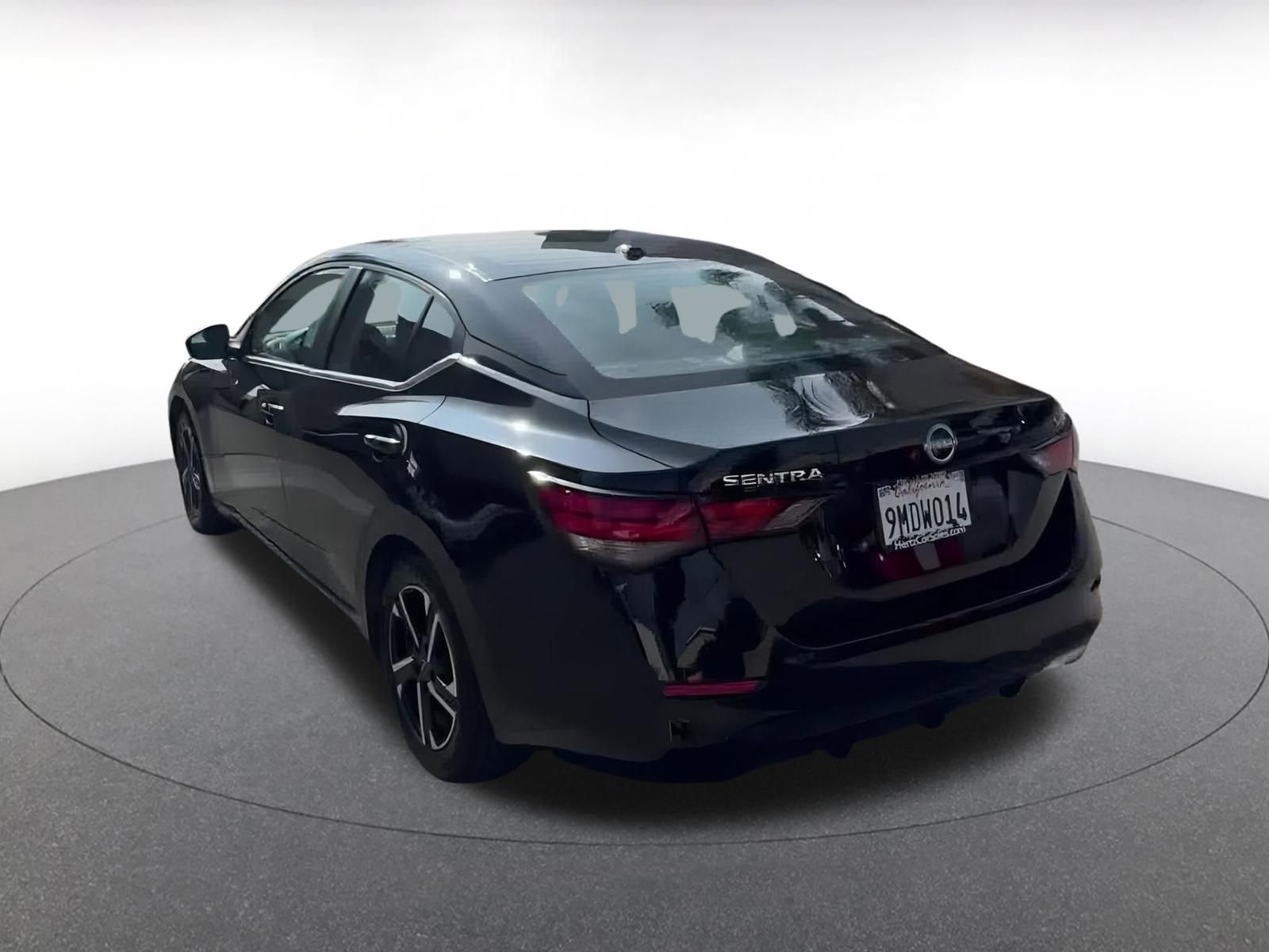 Thumbnail: 2024 Nissan Sentra - 10