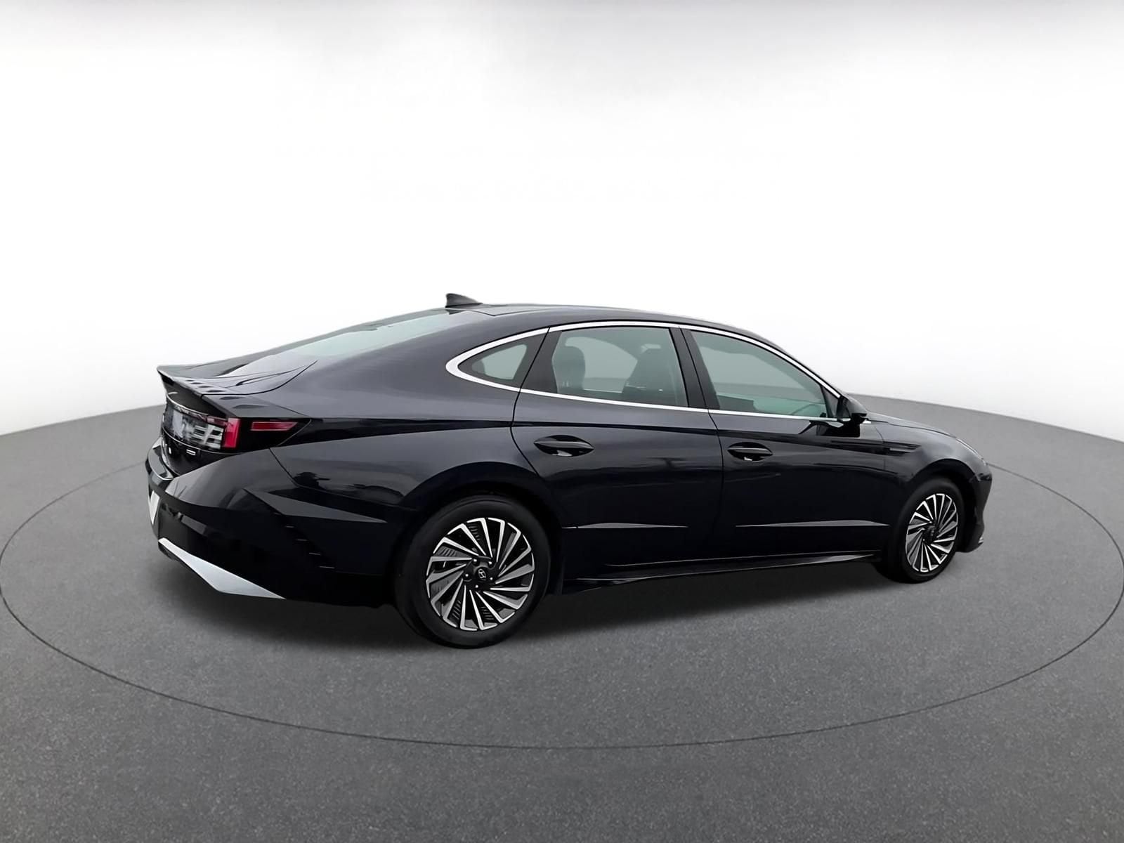 Thumbnail: 2025 Hyundai Sonata - 6