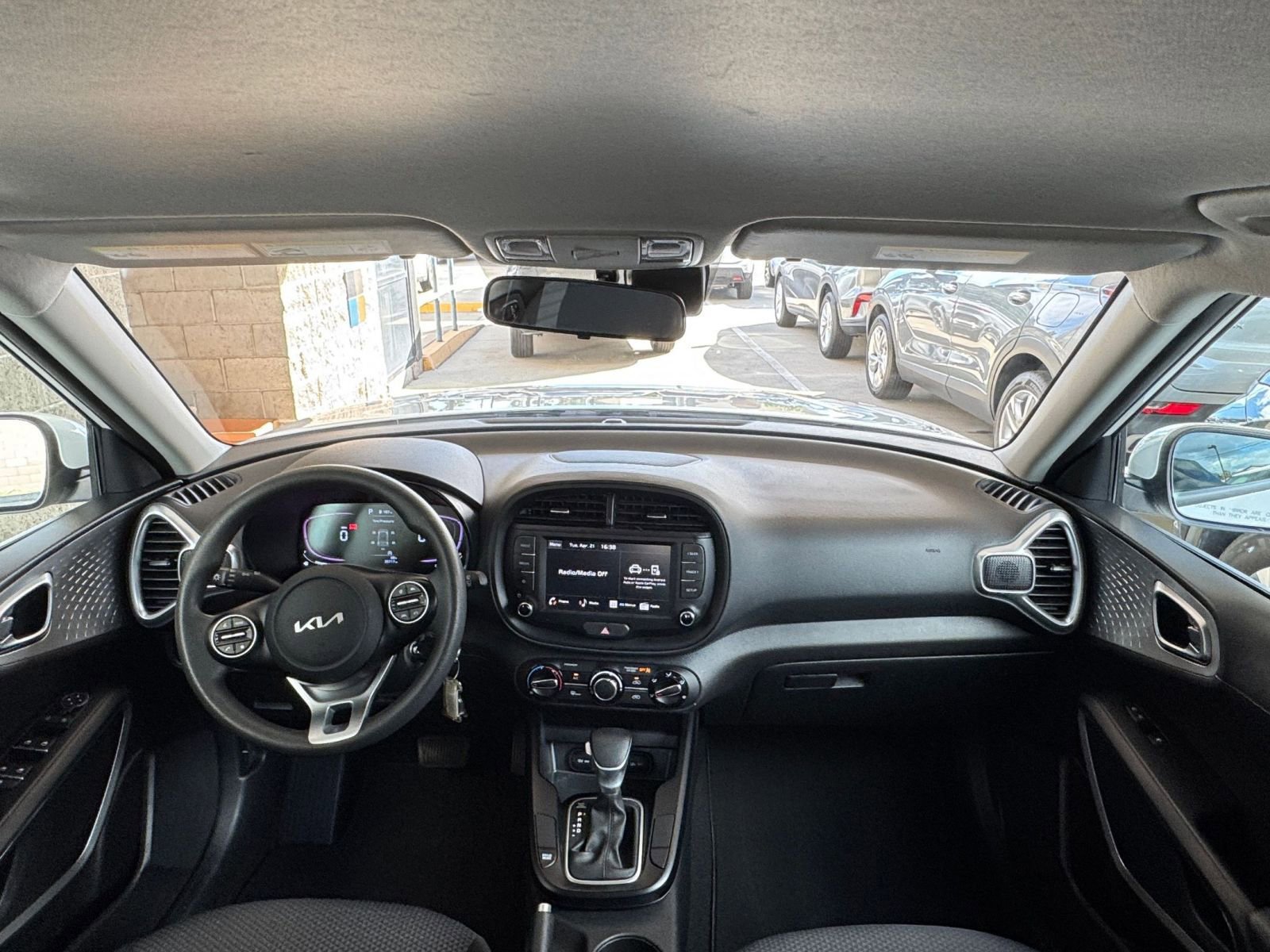 Thumbnail: 2025 Kia Soul - 31