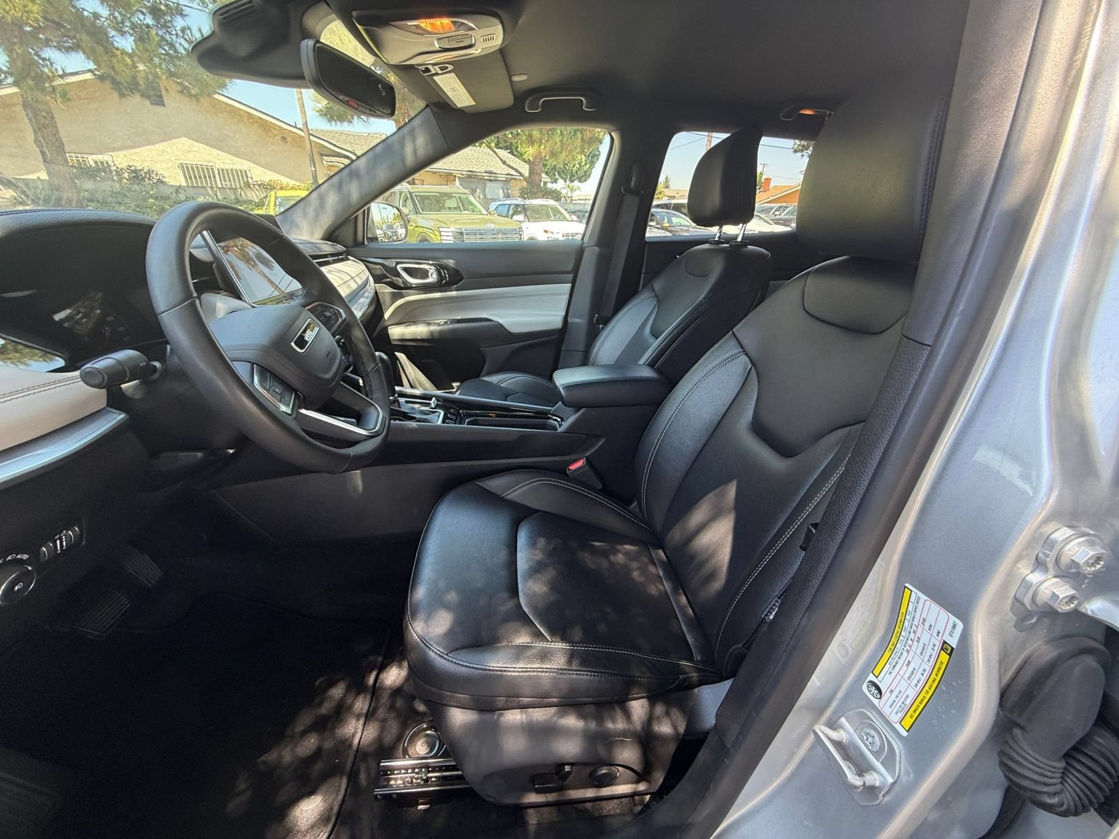 Thumbnail: 2025 Jeep Compass - 24